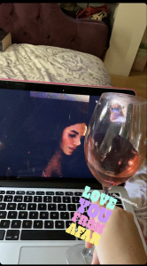 Un vino por facetime