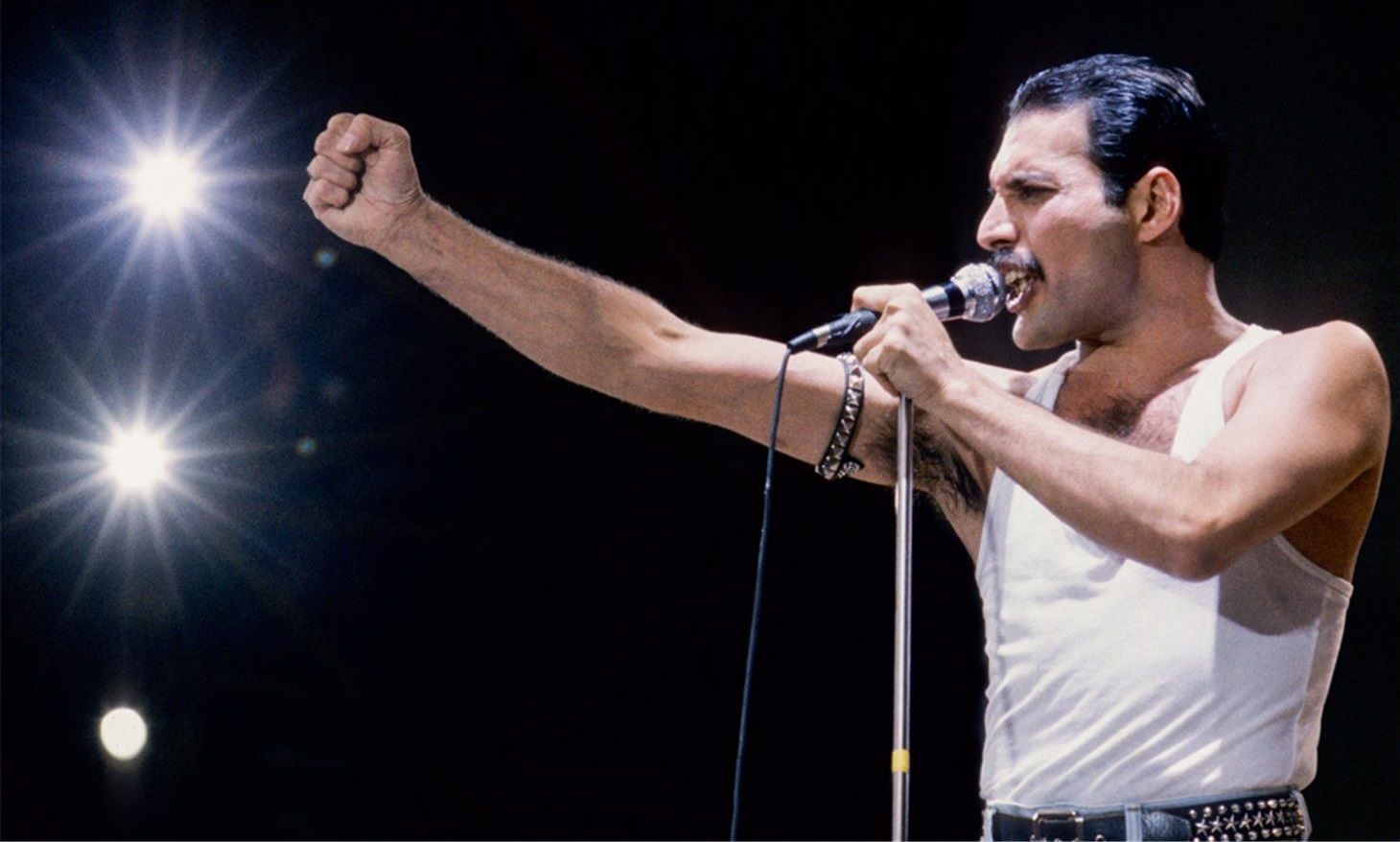 freddie-mercury-parodia-live-aid