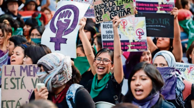 Marcha feminista https://www.unioncdmx.mx/2021/11/25/marcha-feminista-hoy-25-noviembre-2021-a-que-hora-es-y-por-donde-pasara/