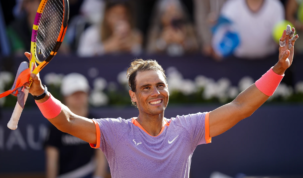 El tenista español, Rafael Nadal, muestra su alegría al finalizar su partido de primera ronda del Barcelona Open Banc Sabadell - Trofeo Conde de Godó de tenis Enric FontcubertaAgencia EFE