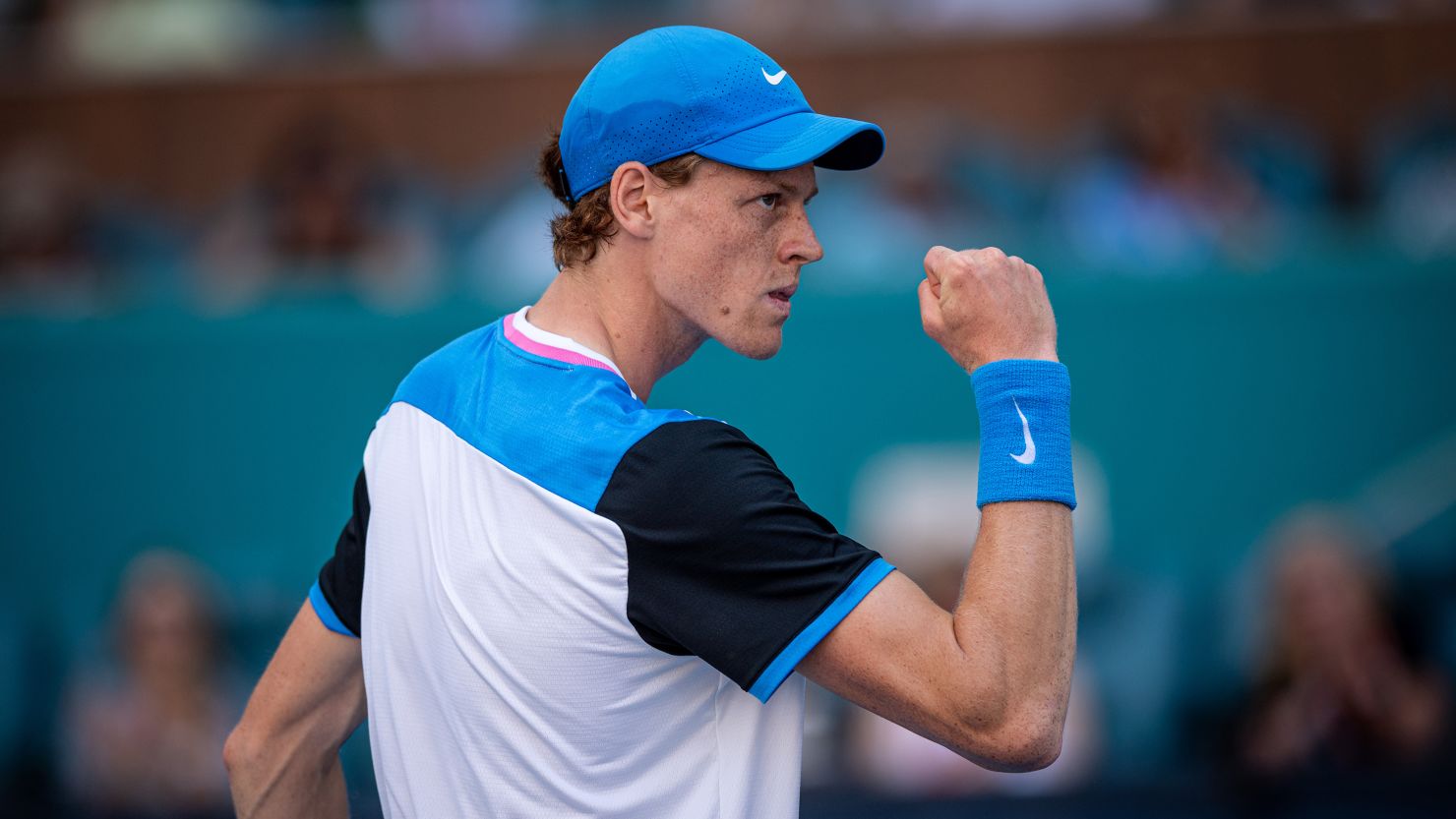 Jannik Sinner festejando un punto. Arturo Jimenez/Anadolu/Getty Images