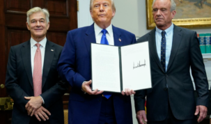pm_19_2col_byn_trump-4-750x406