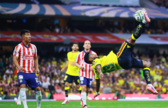 América y Chivas empatan en un Clásico Nacional emocionante